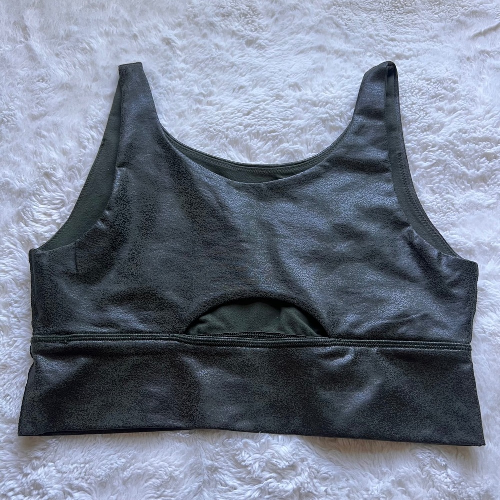 OFFLINE by Aerie Womens Small Crackle Metallic Medium Support Sports Bra Green